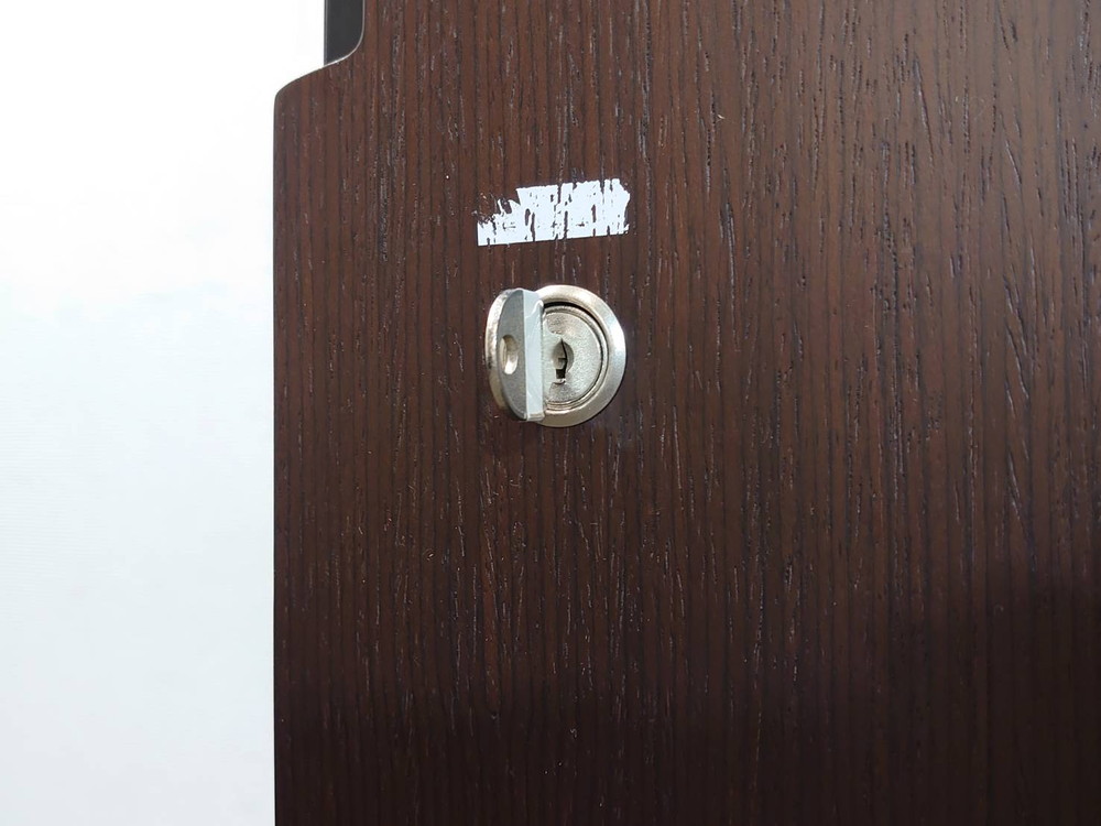 【送料無料 東京地区限定】イトーキ X09 役員家具3点セット ガラス書庫 ワードローブ ローガラス書庫 書庫【中古オフィス家具】【中古】 - 画像 (10)