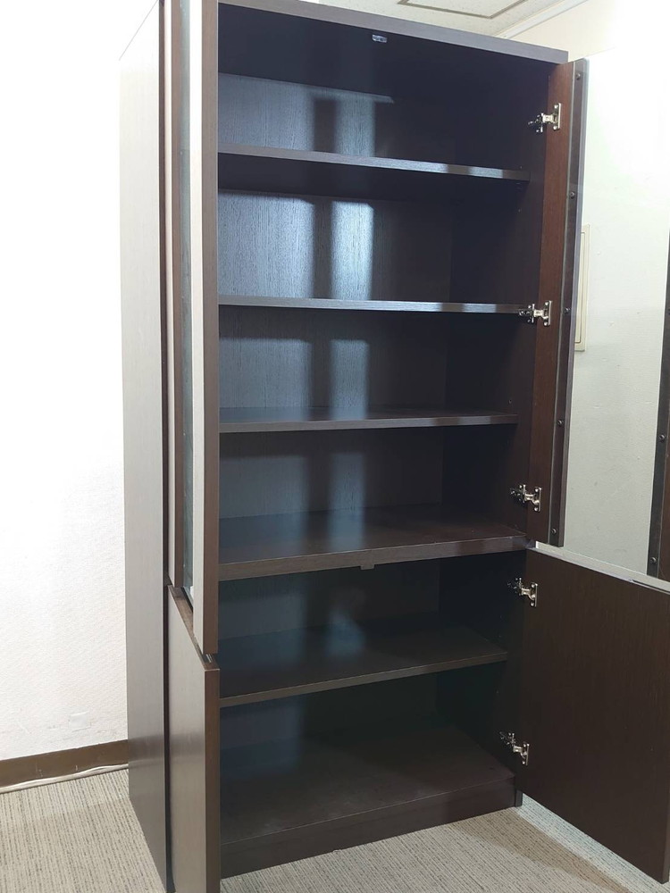 【送料無料 東京地区限定】イトーキ X09 役員家具3点セット ガラス書庫 ワードローブ ローガラス書庫 書庫【中古オフィス家具】【中古】 - 画像 (13)