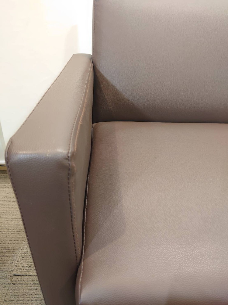 【送料無料 東京地区限定】 応接セット 3点セット 2人掛けソファ テーブル 役員 会議 応接ソファ ガラステーブル 応接家具 ソファ 【中古オフィス家具】【中古】 - 画像 (8)