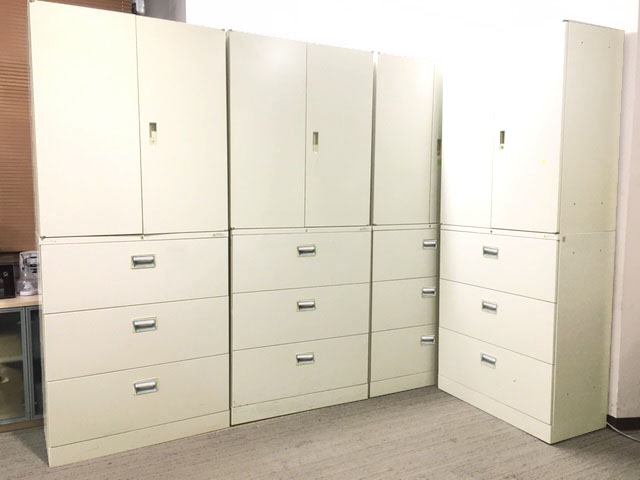 【送料無料 東京地区限定】4台セット 上下書庫 両開き書庫 ラテラル書庫 キャビネット ユニット書庫 スチールキャビネット 本棚 書棚 収納庫 保管庫【中古オフィス家具】【中古】 - 画像 (2)