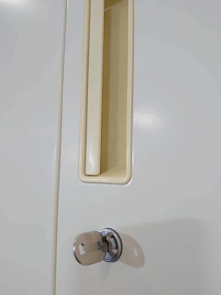 上下書庫 ユニット書庫 両開き書庫 クリスタルキャビネット 保管庫 収納庫 本棚 書棚 スチールキャビネット スチール書庫 上下セット書庫【中古オフィス家具】【中古】 - 画像 (6)