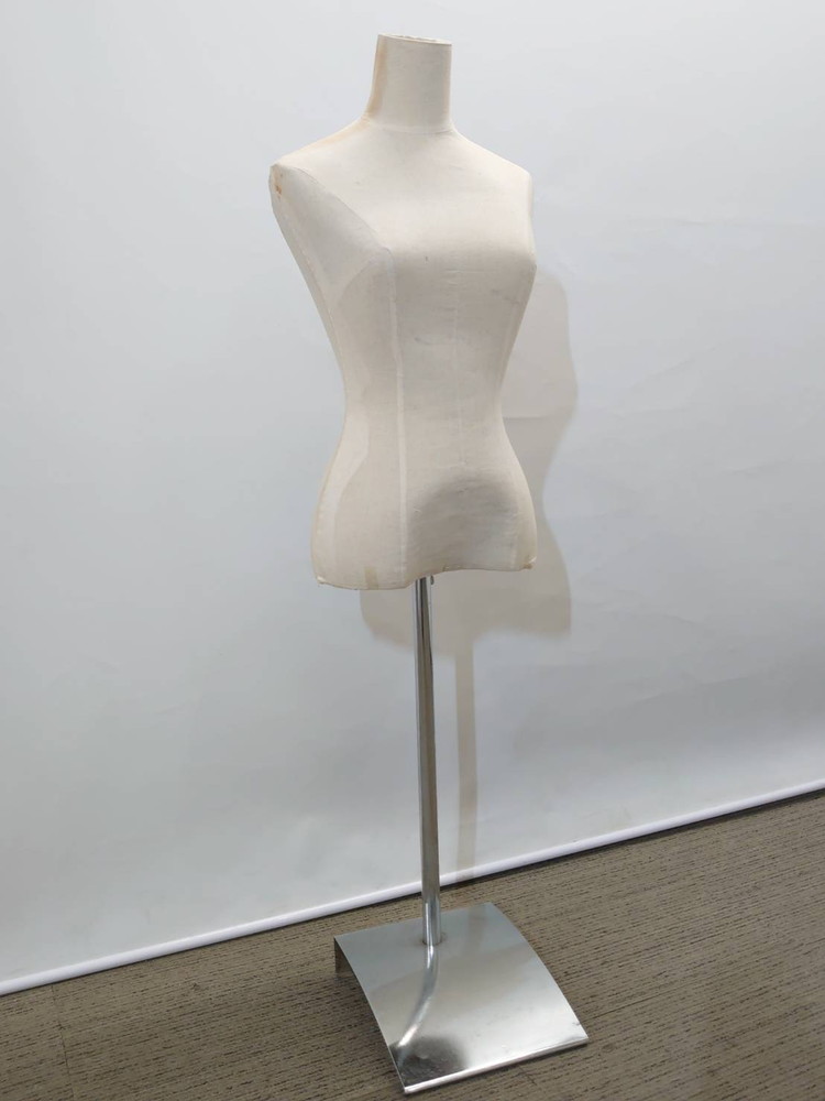【送料無料 東京地区限定】 トルソー マネキン ボディ 女性用 レディース 立体裁断 アパレル パタンナー 店舗用品 展示 ディスプレイ 衣装 洋裁 業務用 【中古オフィス家具】【中古】 - 画像 (2)
