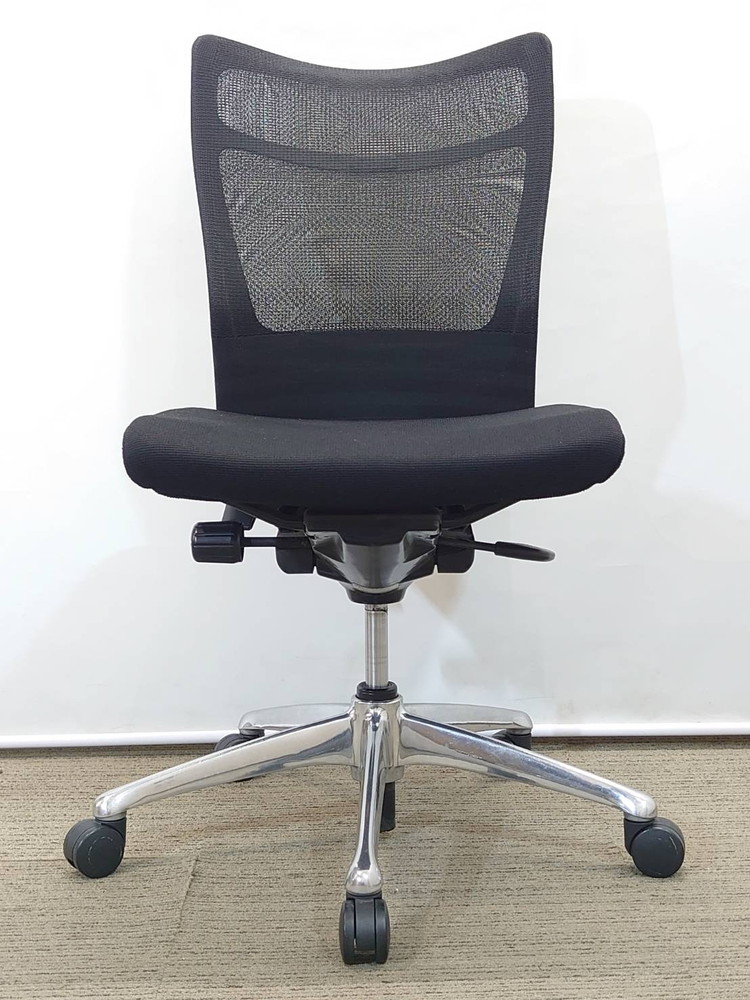【送料無料 地域限定】4脚セット オフィスチェア メッシュチェア デスクチェア 事務チェア キャスターチェア PCチェア OAチェア オカムラ フィーゴ 【中古オフィス家具】【中古】 - 画像 (3)