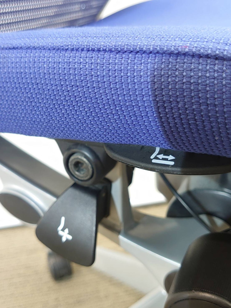 【送料無料 地域限定】 4脚セット オカムラ バロン Baron オフィスチェア デスクチェア メッシュチェア 事務チェア PCチェア OAチェア okamura CP33DW FEF4 【中古オフィス家具】【中古】 - 画像 (9)