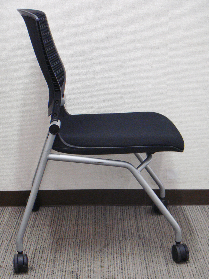 【在庫多数】 【送料無料 地域限定】10脚セット 会議チェア ミーティングチェア スタッキングチェア スタックチェア ネスタブルチェア ネスティングチェア 【中古オフィス家具】【中古】 - 画像 (5)