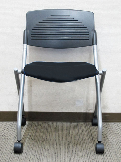 会議チェア ミーティングチェア スタッキングチェア スタックチェア ネスタブルチェア ネスティングチェア フォールディングチェア 平行スタックチェア 折りたたみチェア 折り畳み椅子【中古オフィス家具】【中古】 - 画像 (4)