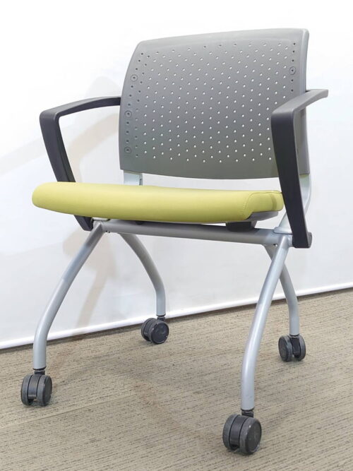 ファシス ネスティングチェア ミーティングチェア 会議チェア ネスタブルチェア 平行スタックチェア【中古オフィス家具】【中古】