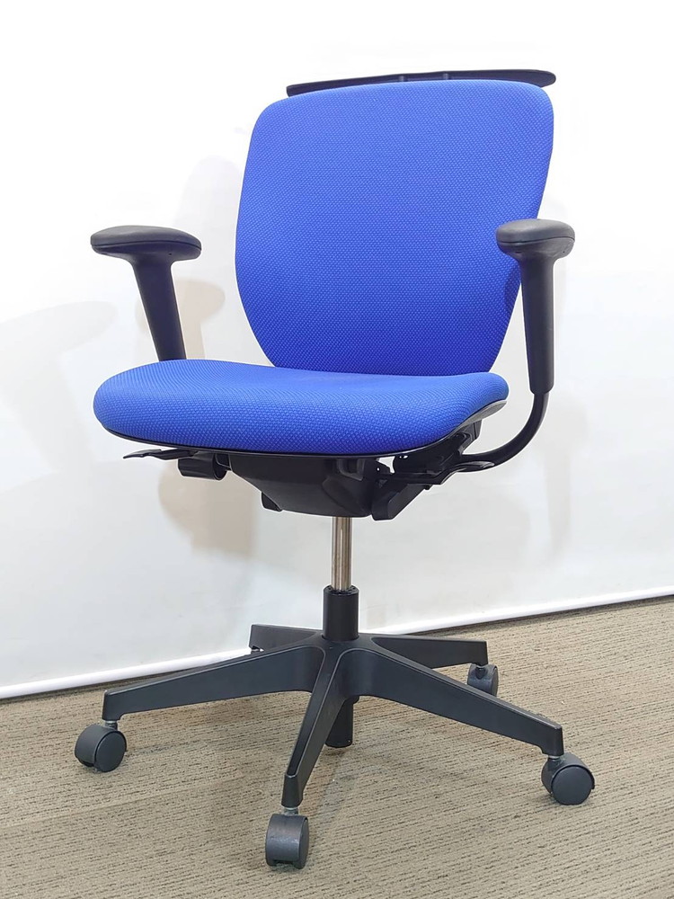 イトーキ プラオ オフィスチェア デスクチェア ひじ付き ハンガー付き 事務チェア OAチェア キャスターチェア 事務イス ワークチェア 国産 【中古オフィス家具】 【中古】 (複製) (複製)