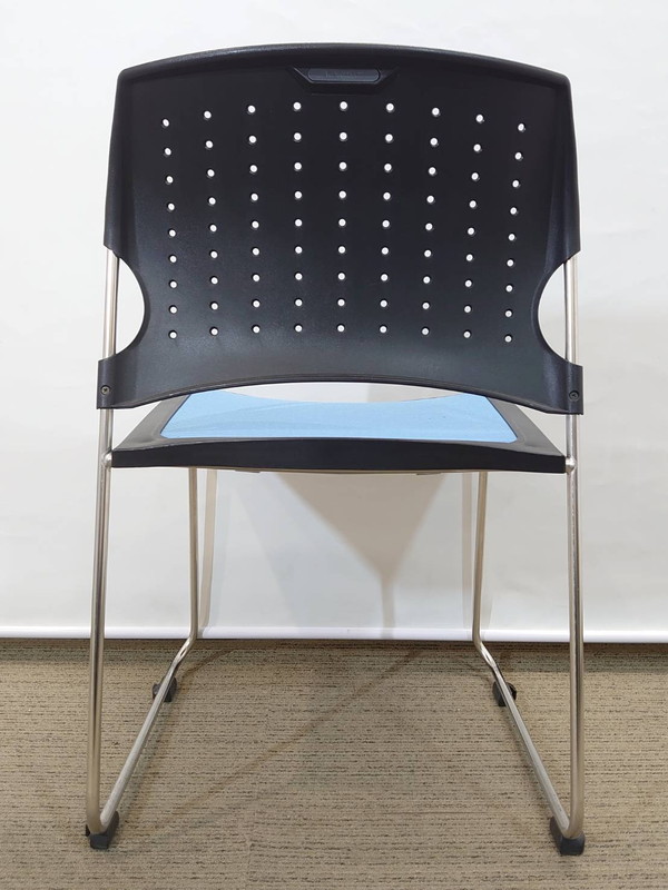 【送料無料 地域限定】 8人用 フリーアドレス 会議チェア 会議セット コクヨ 大型会議テーブル 大型テーブル W4200 ワークテーブル ワークソート フリアド W1400×2台 可動式 ミーティングテーブル 会議テーブル 平机 SDT-WS1414PAW ミーティングチェア スタッキングチェア プレド 【中古オフィス家具】【中古】 - 画像 (17)