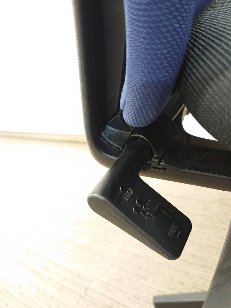 オフィスチェア デスクチェア 肘付き 事務チェア キャスターチェア 事務イス PCチェア イトーキ フルゴ 【中古オフィス家具】【中古】 - 画像 (6)