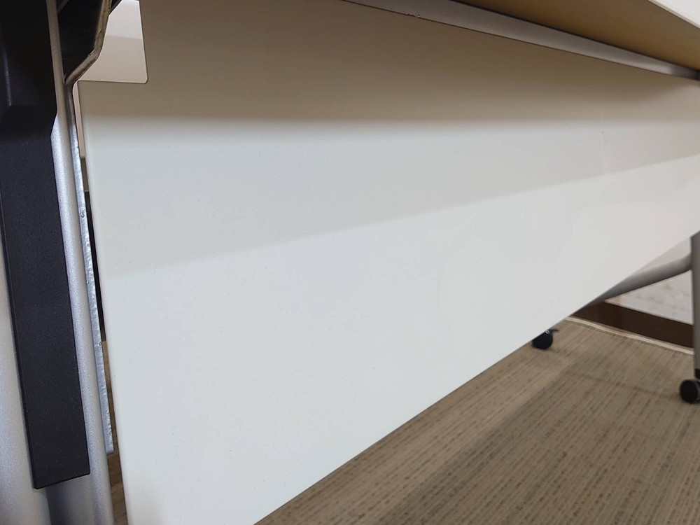 【送料無料 東京地区限定】10台セット 折りたたみテーブル 折り畳みテーブル 平行スタックテーブル ミーティングテーブル 会議テーブル スタックテーブル 【中古オフィス家具】【中古】 - 画像 (9)