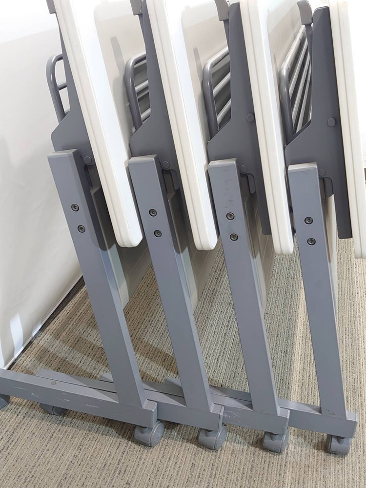 折りたたみテーブル 折り畳みテーブル 平行スタックテーブル ミーティングテーブル 会議テーブル スタックテーブル フォールディングテーブル スタッキングテーブル 会議用テーブル【中古オフィス家具】【中古】 - 画像 (9)