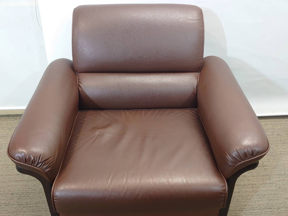 【送料無料 東京地区限定】 応接セット 4点セット 3人掛けソファ 1人掛けソファ テーブル ローテーブル 役員 会議 応接ソファ 応接家具 ソファ Tendo 【中古オフィス家具】【中古】 - 画像 (8)