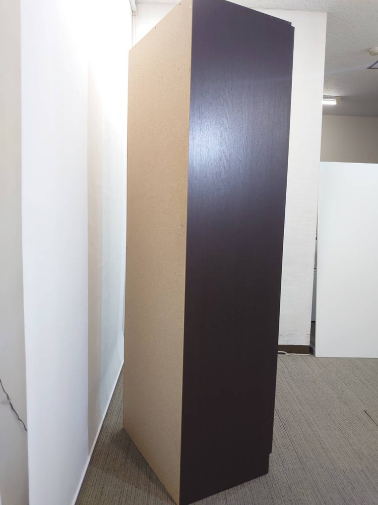 ワードローブ 役員用家具 ITOKI X11 役員用ロッカー 衣類保管 1人用ロッカー 更衣用ロッカー 木製ロッカー 衣類収納 鍵付き 棚付き ミラー付き 【中古オフィス家具】【中古】 - 画像 (7)