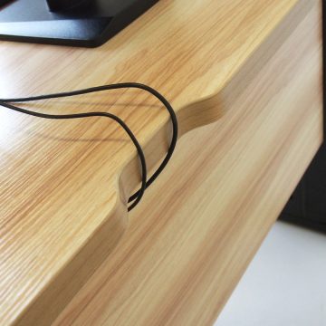 【法人様限定】送料無料 スチール脚デスク W1200xD600 ホワイト ブラック脚 RFSLD-1260WH-BL - 画像 (5)