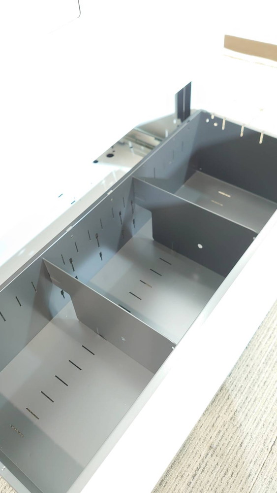 【人気のホワイト書庫】美品 オカムラ レクトライン 上下書庫 両開き書庫 ラテラル書庫 キャビネット ユニット書庫【中古オフィス家具】【中古】 - 画像 (5)