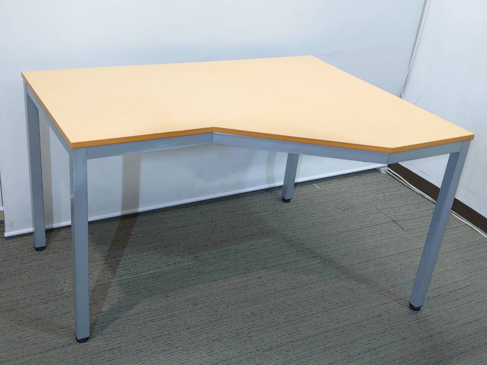 【店頭引き渡し限定】 平机 オフィスデスク クリエイティブテーブル ワークデスク ラウンドデスク サイドウイングテーブル コクヨ サイズ HF-CYDER129 【中古オフィス家具】【中古】 - 画像 (2)