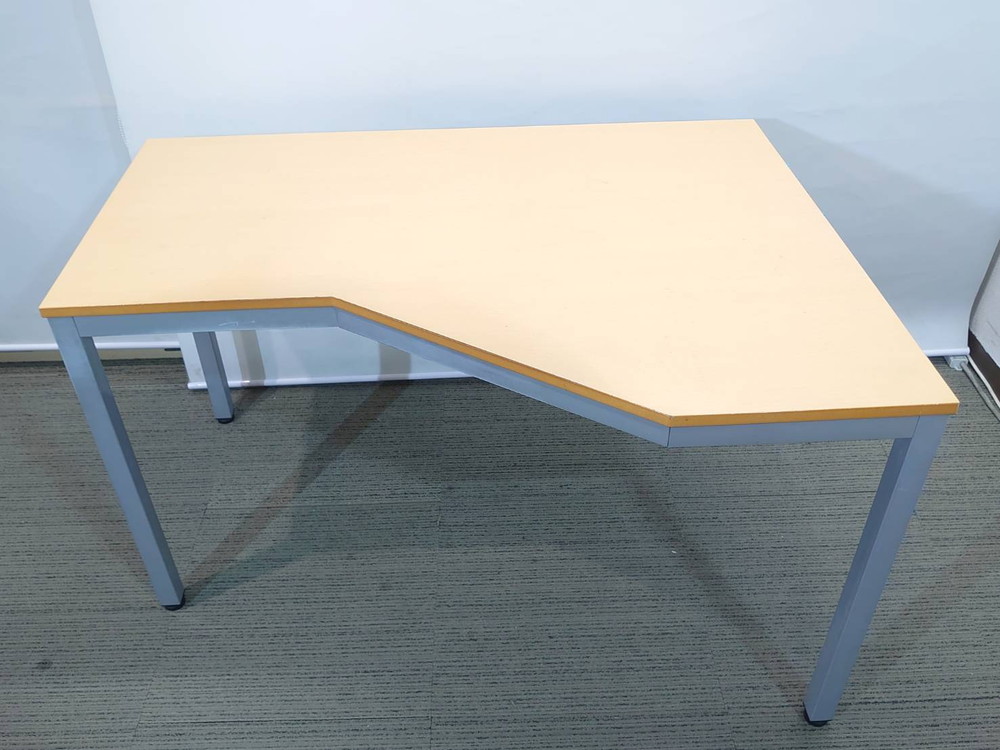 【店頭引き渡し限定】 平机 オフィスデスク クリエイティブテーブル ワークデスク ラウンドデスク サイドウイングテーブル コクヨ サイズ HF-CYDER129 【中古オフィス家具】【中古】 - 画像 (3)