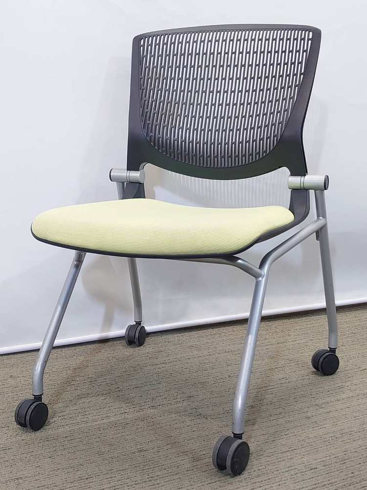 【送料無料 地域限定】 10脚セット オカムラ グラータ ネスティングチェア 平行スタックチェア ネスタブルチェア 会議チェア ミーティングチェア 折りたたみ椅子 会議椅子 会議イス 会議用イス 会議用チェア キャスター付き okamura 岡村製作所 Grata 8142GR 国産 【中古オフィス家具】【中古】 - 画像 (3)