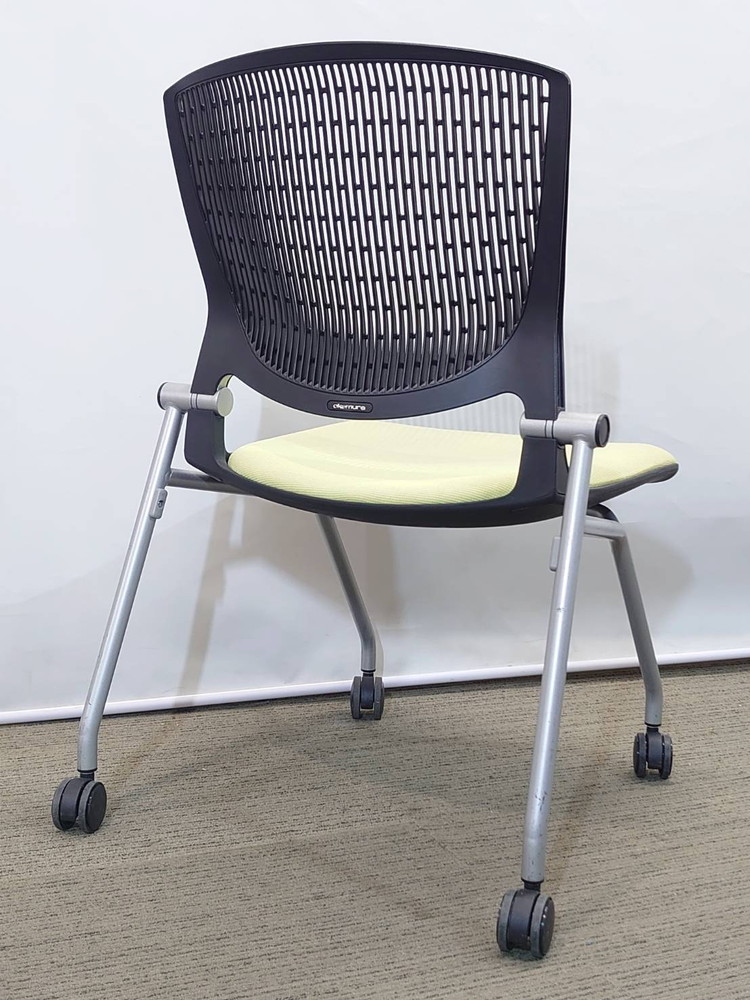 【送料無料 地域限定】 10脚セット オカムラ グラータ ネスティングチェア 平行スタックチェア ネスタブルチェア 会議チェア ミーティングチェア 折りたたみ椅子 会議椅子 会議イス 会議用イス 会議用チェア キャスター付き okamura 岡村製作所 Grata 8142GR 国産 【中古オフィス家具】【中古】 - 画像 (4)