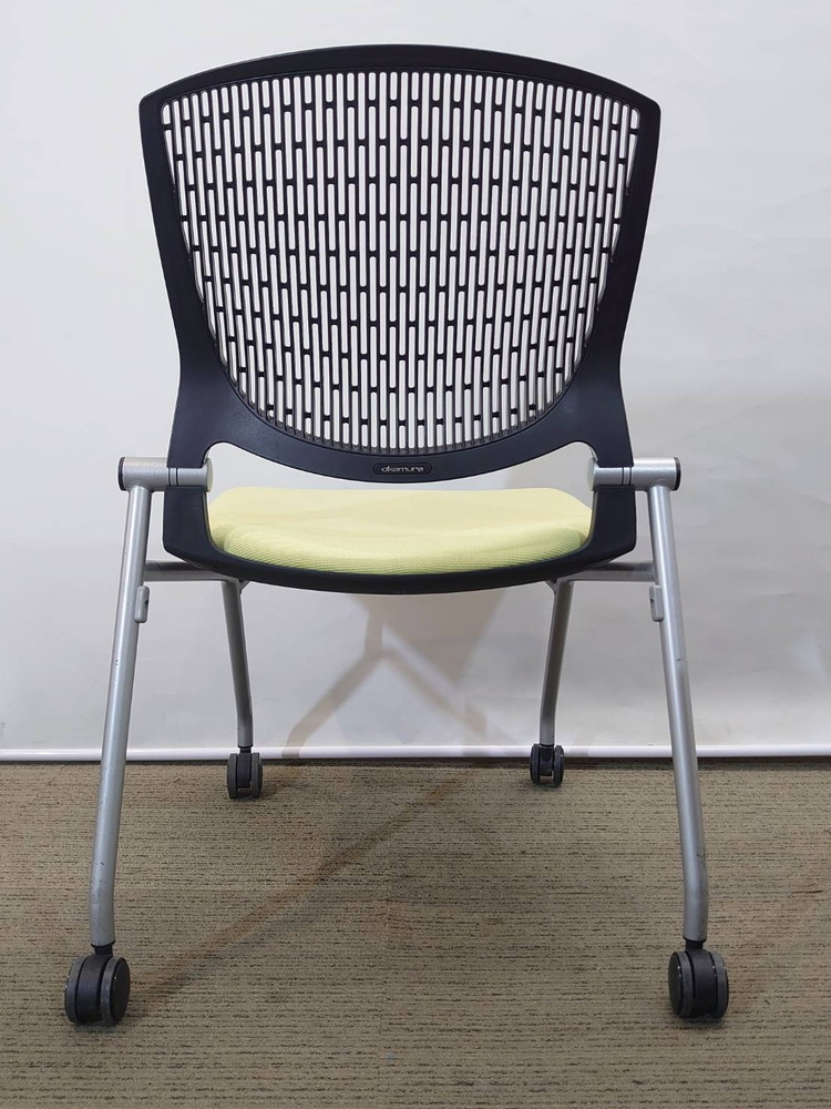 【送料無料 地域限定】 10脚セット オカムラ グラータ ネスティングチェア 平行スタックチェア ネスタブルチェア 会議チェア ミーティングチェア 折りたたみ椅子 会議椅子 会議イス 会議用イス 会議用チェア キャスター付き okamura 岡村製作所 Grata 8142GR 国産 【中古オフィス家具】【中古】 - 画像 (6)
