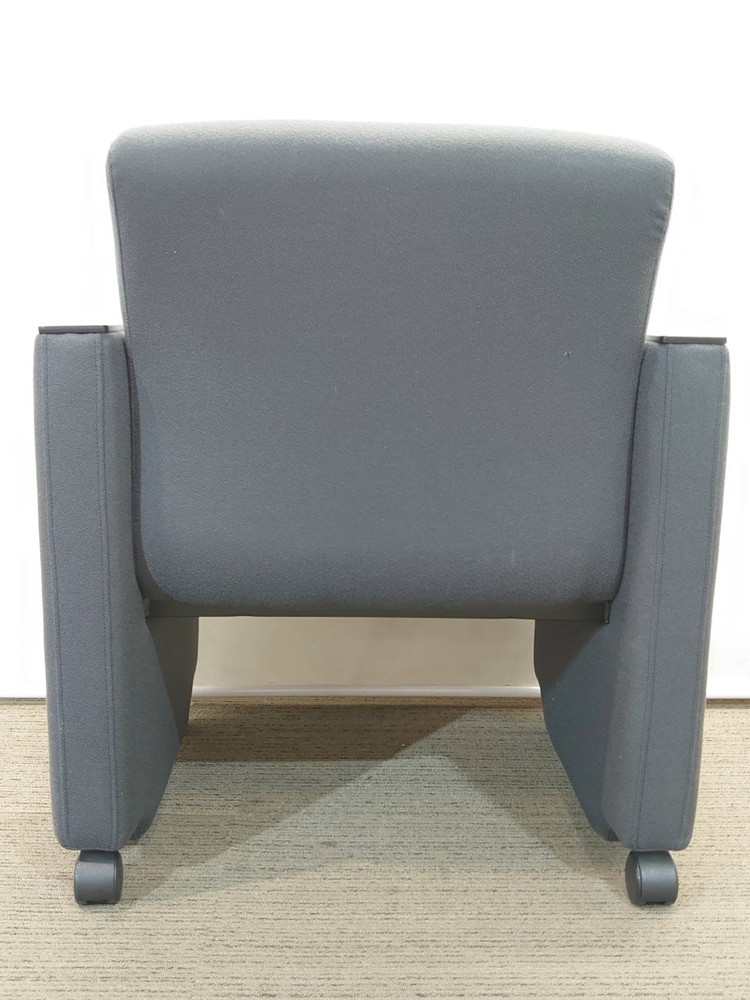 【送料無料 東京地区限定】 2点セット ソファ ソファセット 応接ソファ アームチェア 応接家具 1人掛けソファ キャスター付き ナイキ 【中古オフィス家具】【中古】 - 画像 (7)