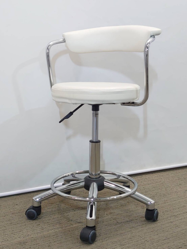 【店頭引き渡し限定】 3脚セット カウンターチェア バーチェア キッチンチェア ハイスツール キャスターチェア 昇降式 背もたれ付き 【中古オフィス家具】 - 画像 (3)