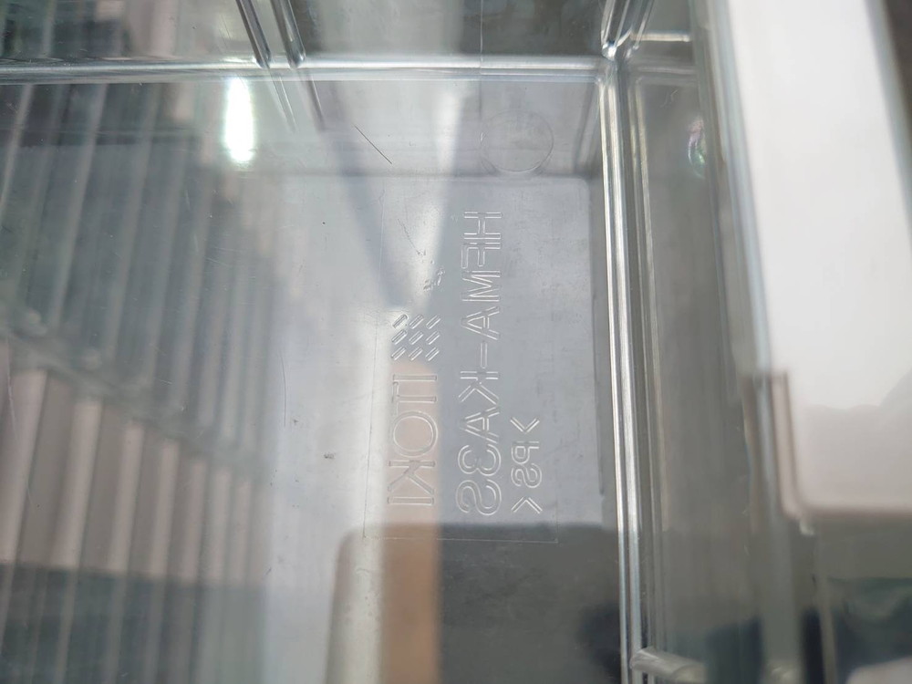 レターケース 扉付クリスタルキャビネット 2列21段 浅型 A3・A4 書類ケース 整理ケース トレーキャビネット 書類整理庫 キャビネット 保管庫 両開き書庫 両開き扉 鍵付き書庫 カギ付き書庫 ホワイト色 スチールキャビネット 両開きキャビネット スチール書庫 本棚 書棚 収納庫 保管庫 収納棚 保管棚 扉付き 観音扉 イトーキ シンライン 国産【中古オフィス家具】【中古】 - 画像 (4)