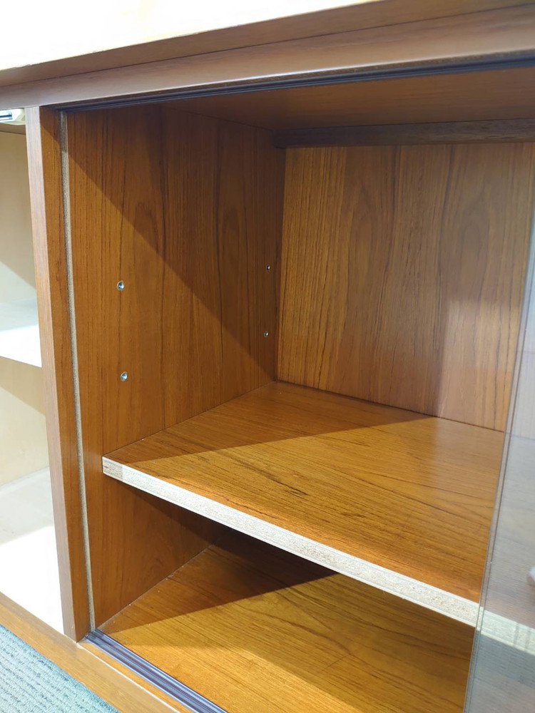 【送料無料 東京地区限定】ローボード 木製書庫 保管庫 キャビネット 収納庫 本棚 書棚 ガラス【中古オフィス家具】【中古】 - 画像 (6)