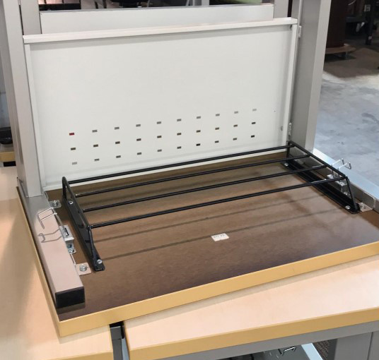 【送料無料 東京地区限定】【200台入荷!】50台セット 学習机 スクールデスク 平机 デスク【中古オフィス家具】【中古】 - 画像 (4)