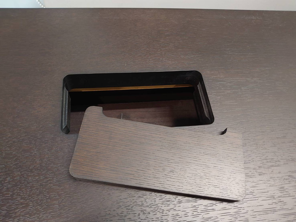 コクヨ 両袖机 両袖デスク 役員デスク 高級デスク 木製デスク 役員用デスク 役員机 社長机 役員用家具 オフィスデスク マネジメントデスク エグゼクティブデスク 社長室 役員室【中古オフィス家具】【中古】 - 画像 (2)