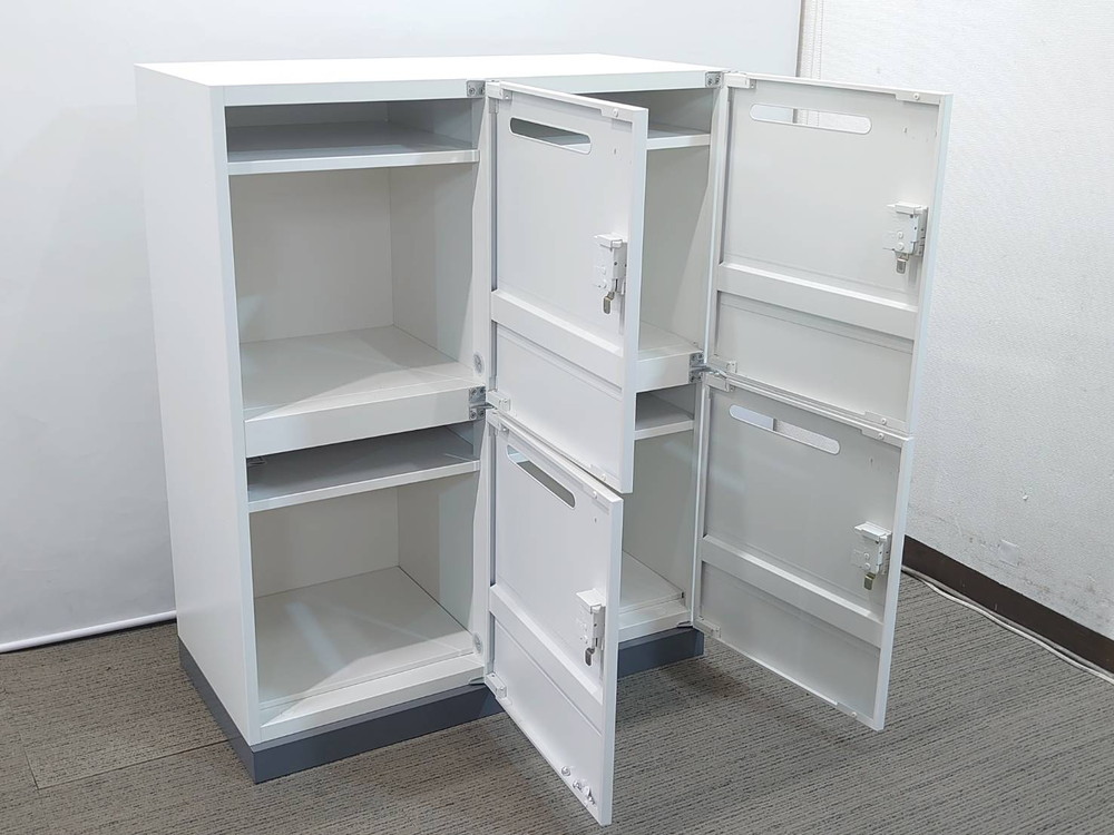【大量入荷!】生興 SEIKO 4名用 投函口付 メール穴付 パーソナルロッカー ホワイト色 ダイヤル錠 貴重品ロッカー メールロッカー モバイルロッカー 更衣ロッカー 2列2段 W900 D450 H1110 RW45-410P-D 4名用 4人用【中古オフィス家具】 - 画像 (2)