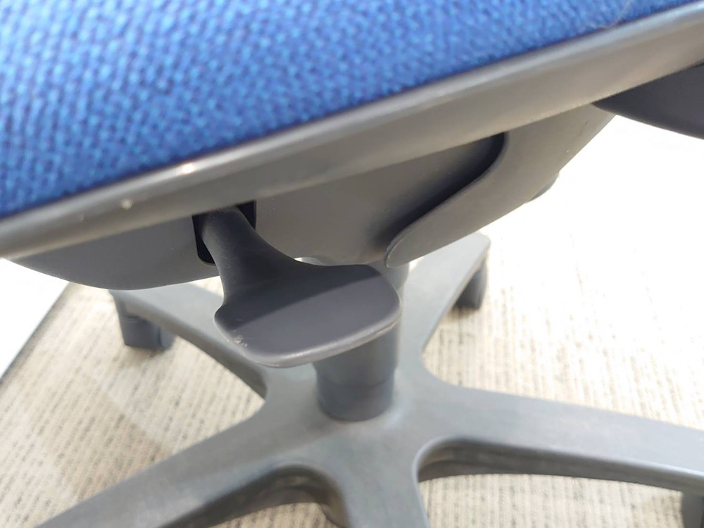 【送料無料 地域限定】 【80脚入荷】10脚セット イトーキ プレーゴ Prego オフィスチェア デスクチェア 事務チェア キャスターチェア 事務イス 肘付き ひじ付き ワーキングチェア 事務椅子 事務いす オフィスチェアー 事務用チェア パソコンチェア OAチェア ITOKI 国産 【中古オフィス家具】【中古】 - 画像 (9)