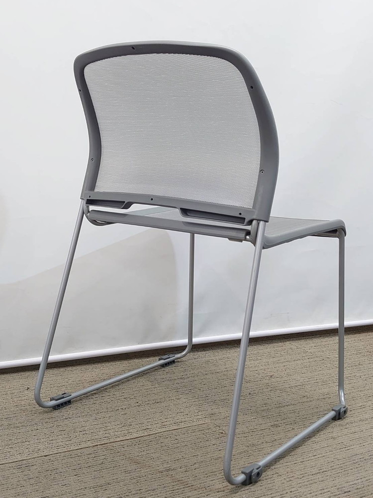【在庫100脚以上有】 【送料無料 東京地区限定】 38脚セット サンケイ ミーティングチェア 会議チェア スタッキングチェア スタックチェア メッシュチェア 会議用チェア 会議椅子 ミーティング用チェア 会議用椅子 会議イス 多目的チェア 積み重ね可 国産 【中古オフィス家具】【中古】 - 画像 (4)