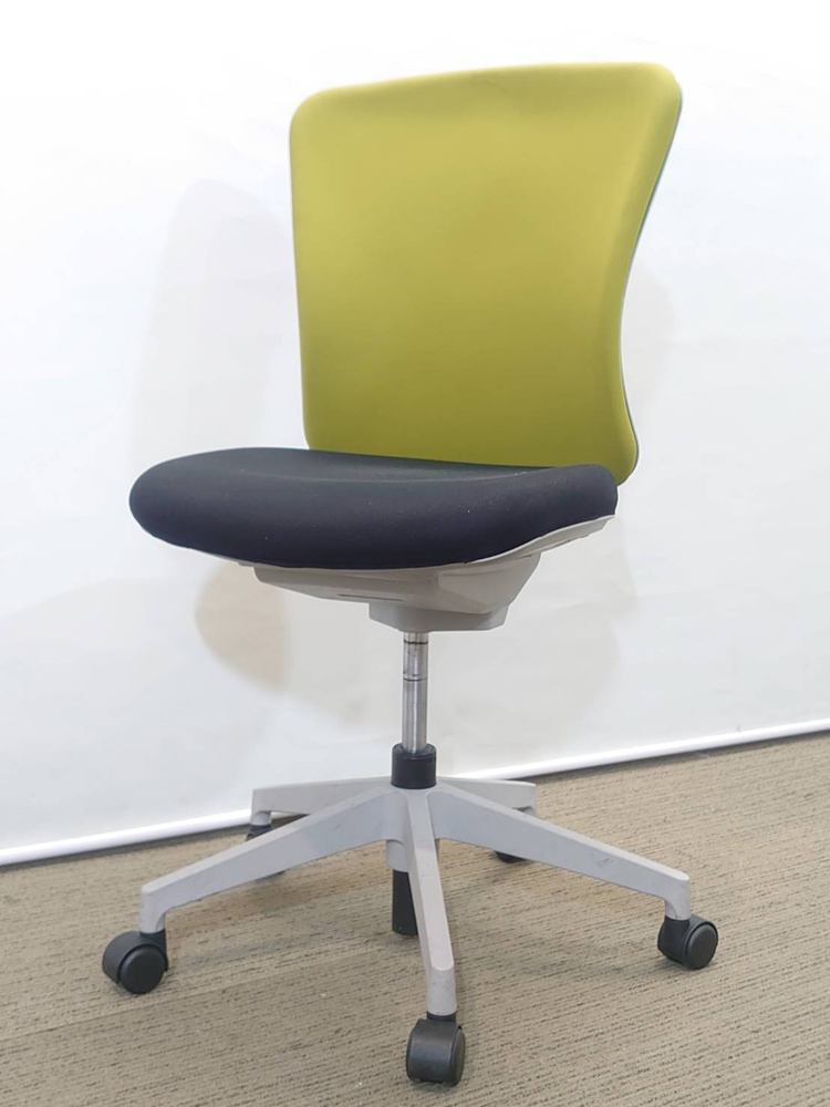 イナバ バルチェ オフィスチェア デスクチェア 事務チェア ワークチェア PCチェア キャスターチェア 肘無し グリーン/ブラック デスクワーク 在宅ワーク オフィス用チェア 事務椅子 事務イス ワークチェア オフィスチェアー パソコンチェア 肘なし 事務用チェア チェア 椅子 Inaba 稲葉製作所 Valche 国産 【中古オフィス家具】【中古】