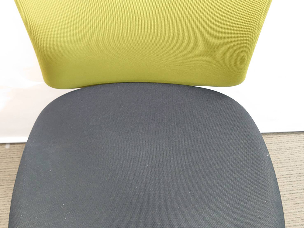 イナバ バルチェ オフィスチェア デスクチェア 事務チェア ワークチェア PCチェア キャスターチェア 肘無し グリーン/ブラック デスクワーク 在宅ワーク オフィス用チェア 事務椅子 事務イス ワークチェア オフィスチェアー パソコンチェア 肘なし 事務用チェア チェア 椅子 Inaba 稲葉製作所 Valche 国産 【中古オフィス家具】【中古】 - 画像 (5)