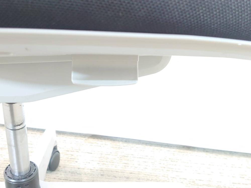 イナバ バルチェ オフィスチェア デスクチェア 事務チェア ワークチェア PCチェア キャスターチェア 肘無し グリーン/ブラック デスクワーク 在宅ワーク オフィス用チェア 事務椅子 事務イス ワークチェア オフィスチェアー パソコンチェア 肘なし 事務用チェア チェア 椅子 Inaba 稲葉製作所 Valche 国産 【中古オフィス家具】【中古】 - 画像 (6)