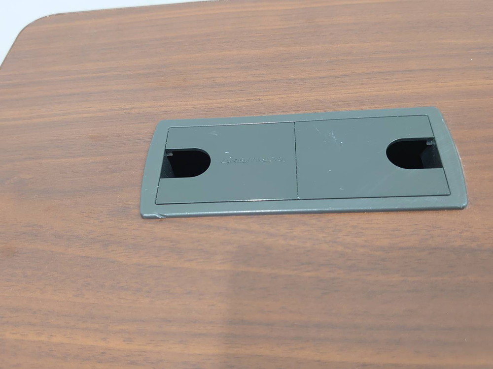 【送料無料 東京地区限定】 役員家具4点セット オカムラ 木製 両袖机 両開き書庫 ワードローブ デスク 役員デスク ラテラル書庫 3段 鍵付き書庫 キャビネット 両開き 収納 役員室 社長室 【中古オフィス家具】【中古】 - 画像 (13)