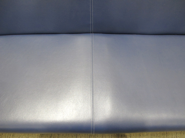 オカムラ 2人掛けソファ 応接ソファ 合成皮革張り ロビーチェア ロビーソファ 2人用 2人掛け ロビーチェアー ソファ ソファー 待合イス 長椅子【中古オフィス家具】【中古】 - 画像 (3)