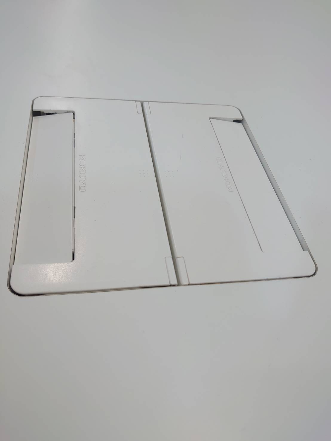 大型会議テーブル W3600 コクヨ ワークソート ワークテーブル フリーアドレス 可動式 ミーティングテーブル 会議テーブル SDT-WS1212PAW 【中古オフィス家具】【中古】 - 画像 (9)