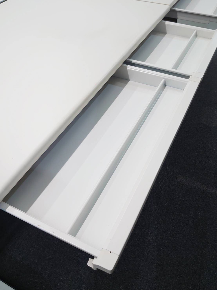 【送料無料 東京地区限定】【20台入荷】【美品】5台セット 平机 5人用 開業セット ホワイト色 W1400×1台 W1000×4台 スチールデスク オフィスデスク 事務デスク ワークデスク 事務机 平デスク デスクセット ITOKI CX 国産 【中古オフィス家具】【中古】 - 画像 (8)