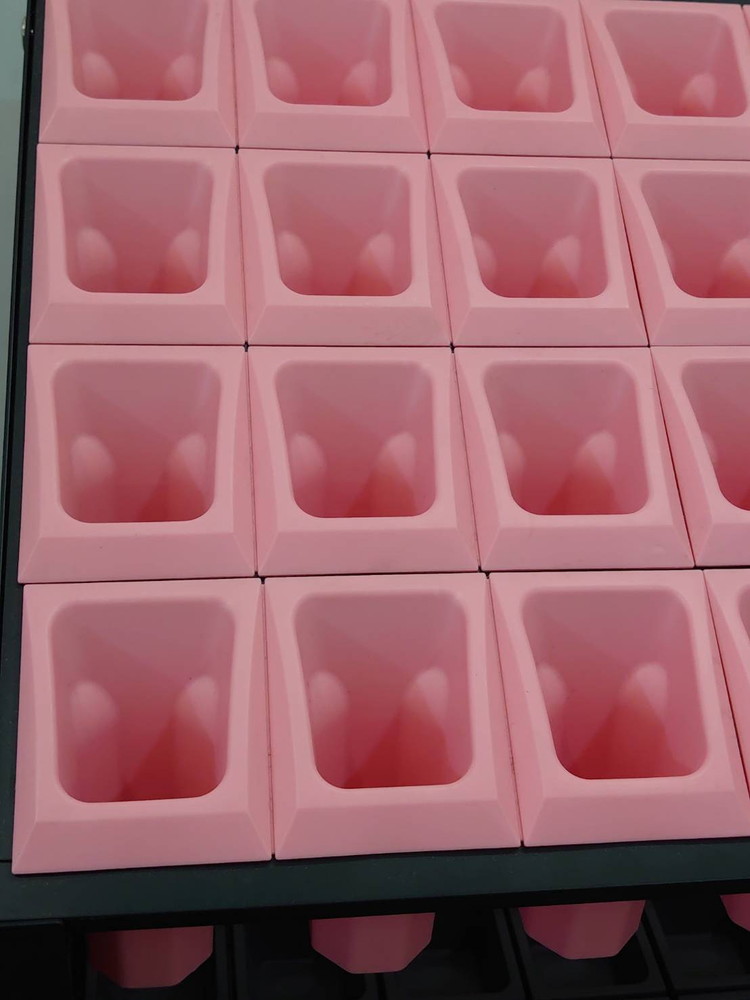 関東地区送料無料 アンブレラホルダー アンブレラスタンド アンブレララック レイングッズ オフィス用傘立て 業務用傘立て オフィス用カサ立て 業務用カサ立て 中型 山崎産業 傘立て カサ立て 傘たて 48人用 48本用 傘立 カサたて かさ立て 48マス 48本 48本立【中古オフィス家具】【中古】 - 画像 (2)