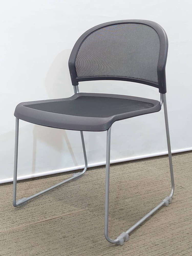 会議テーブル 会議用テーブル ミーティングテーブル ミーティングセット テーブル3色あり 会議チェア ネスタブルチェア 平行スタックチェア 有料オプションあり アクリル板 飛沫感染予防パネル 【中古オフィス家具】【中古】 - 画像 (6)