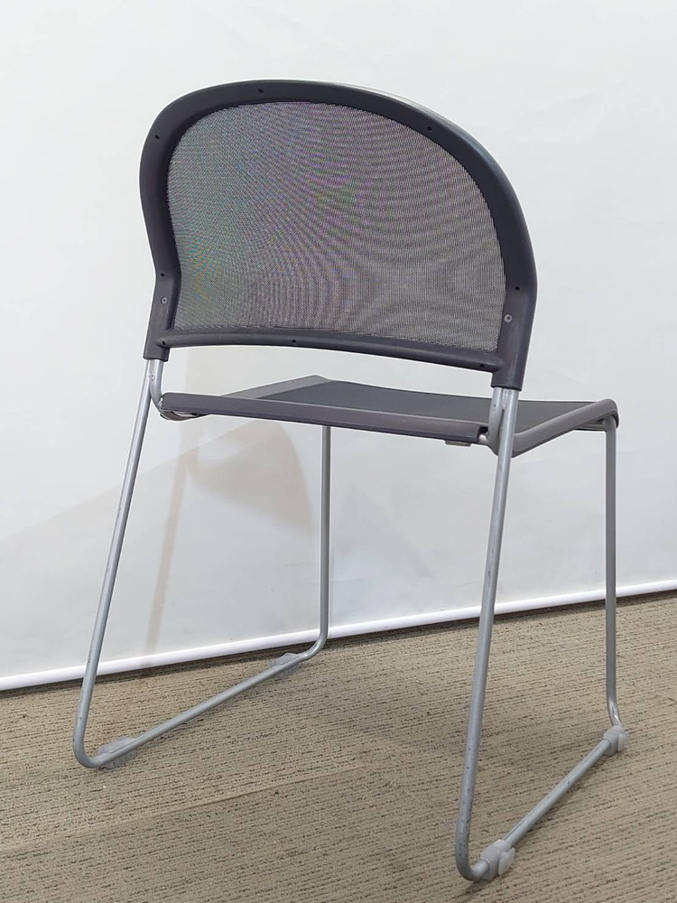 会議テーブル 会議用テーブル ミーティングテーブル ミーティングセット テーブル3色あり 会議チェア ネスタブルチェア 平行スタックチェア 有料オプションあり アクリル板 飛沫感染予防パネル 【中古オフィス家具】【中古】 - 画像 (7)