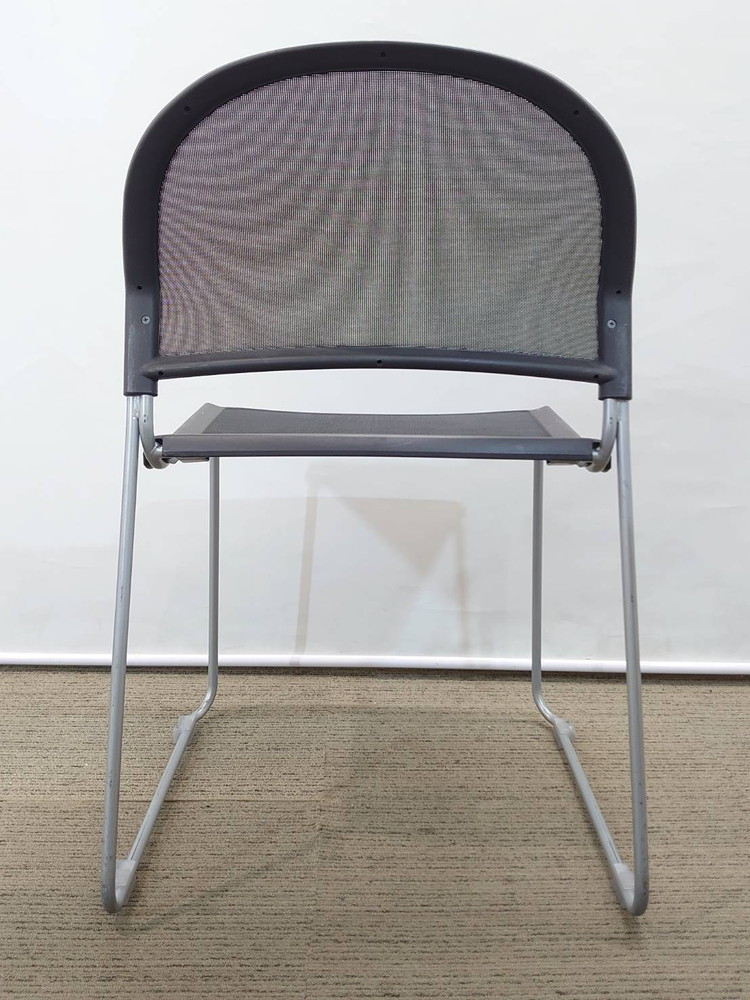 会議テーブル 会議用テーブル ミーティングテーブル ミーティングセット テーブル3色あり 会議チェア ネスタブルチェア 平行スタックチェア 有料オプションあり アクリル板 飛沫感染予防パネル 【中古オフィス家具】【中古】 - 画像 (9)