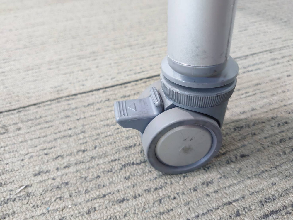 12人用 フリーアドレス 会議セット コクヨ ワークテーブル ワークソート フリアド W1400×3台 可動式 ミーティングテーブル 会議テーブル SDT-WS1414PAW オカムラ 会議チェア ミーティングチェア スタックチェア 【中古オフィス家具】【中古】 - 画像 (11)