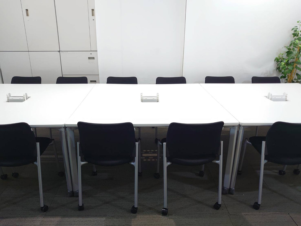 12人用 フリーアドレス 会議セット コクヨ ワークテーブル ワークソート フリアド W1400×3台 可動式 ミーティングテーブル 会議テーブル SDT-WS1414PAW オカムラ 会議チェア ミーティングチェア スタックチェア 【中古オフィス家具】【中古】 - 画像 (6)