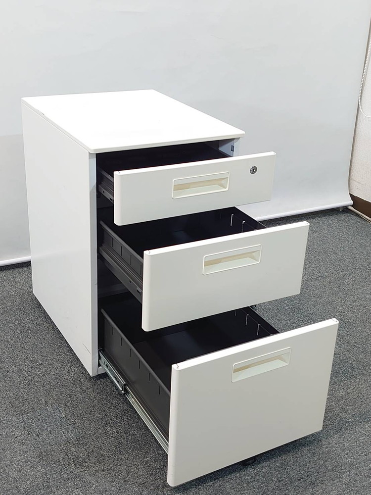 【法人限定送料無料】3段ワゴン サイドワゴン デスクワゴン キャスターワゴン カギ付き インサイドワゴン 机下収納ワゴン スチールワゴン 事務ワゴン 3段 国産 袖机 脇机【中古オフィス家具】【中古】 - 画像 (3)