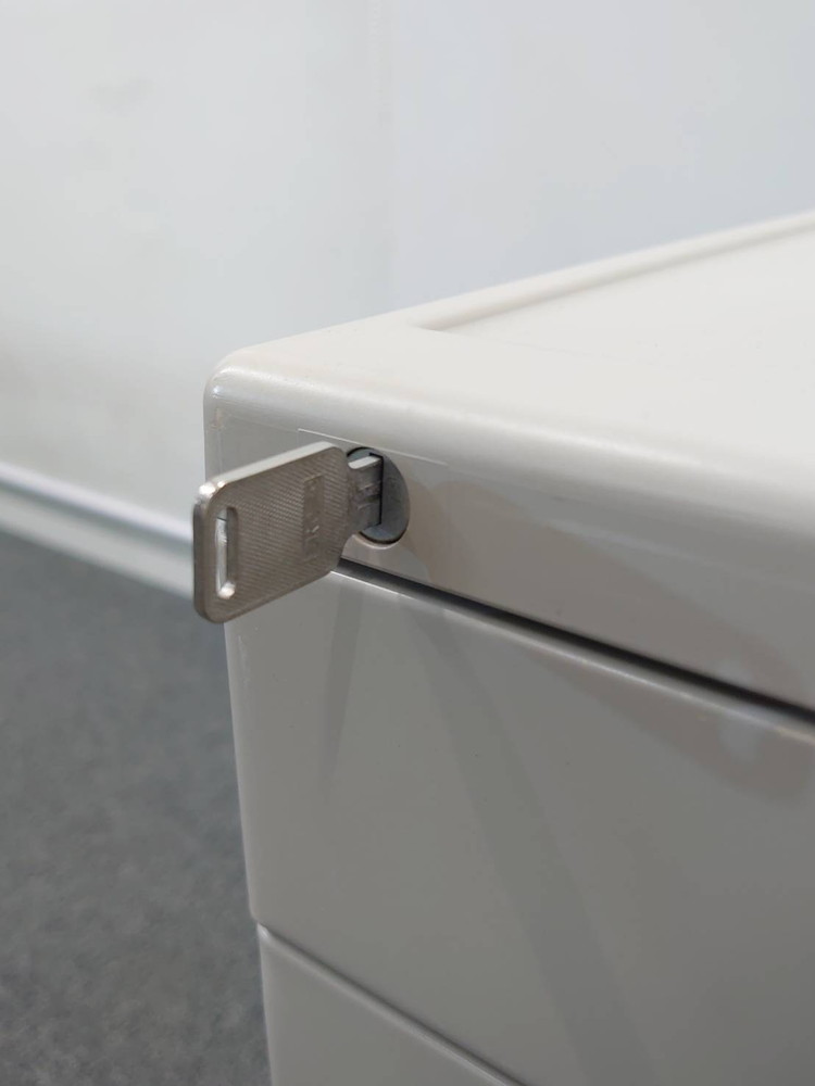 送料無料 日本製 良品 3段ワゴン 激安 コクヨ MXサイドワゴン デスクワゴン 袖机 脇机【中古オフィス家具】 - 画像 (5)