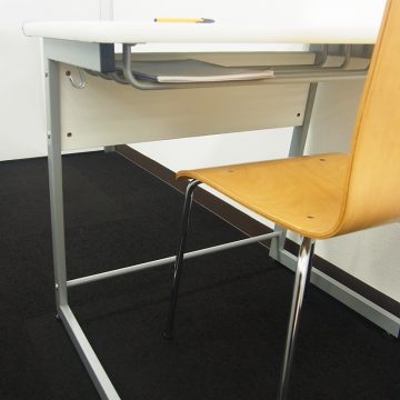 【法人様限定】送料無料 研修用デスク W750xD500 ホワイト RFJD-7570W - 画像 (3)